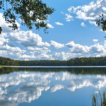 Holiday Home Close To The Lake Shore, Dabrowica Dabrowica  外观 照片