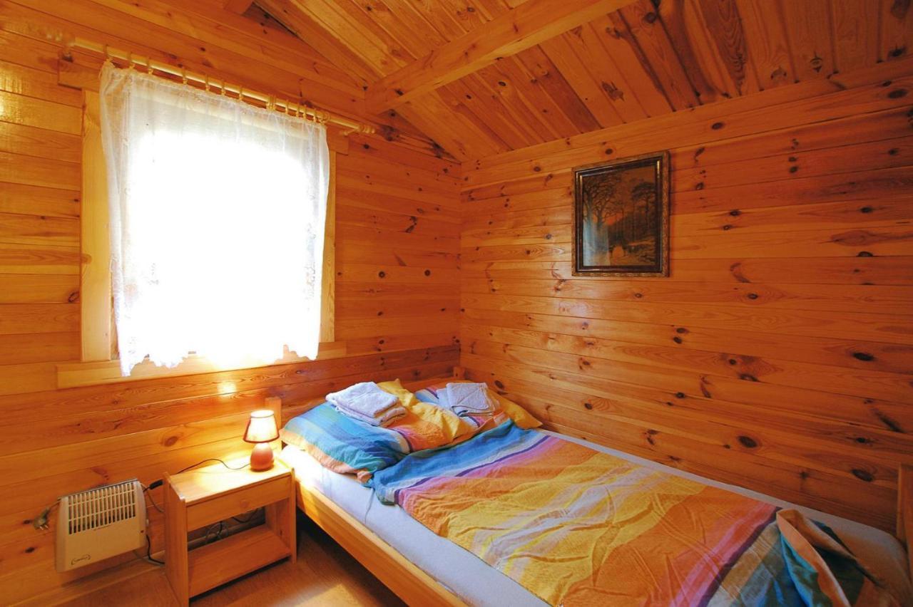 Holiday Home Close To The Lake Shore, Dabrowica Dabrowica  外观 照片